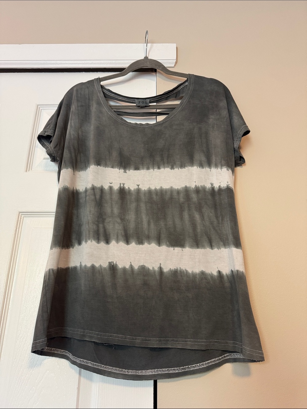 POL Gray & White Striped Tie-Dye Short Sleeve Tee with Laser cut back